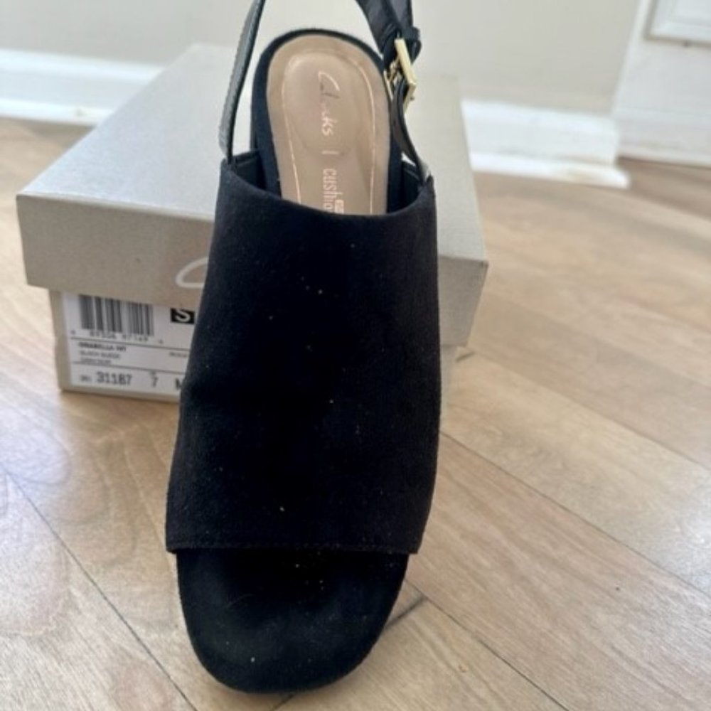 Clarks New In Box Slingback Block Heel Sandal Ora… - image 6